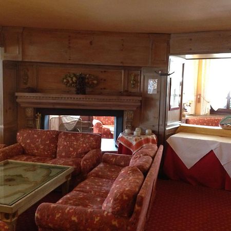 Rta Hotel Catturani Мадонна-ді-Кампільйо Екстер'єр фото
