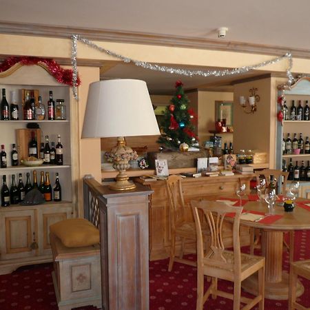 Rta Hotel Catturani Мадонна-ді-Кампільйо Екстер'єр фото
