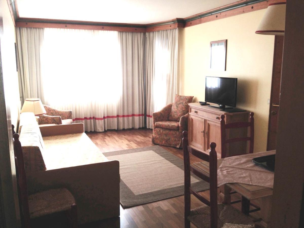 Rta Hotel Catturani Мадонна-ді-Кампільйо Екстер'єр фото