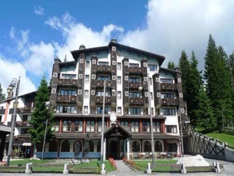 Rta Hotel Catturani Мадонна-ді-Кампільйо Екстер'єр фото